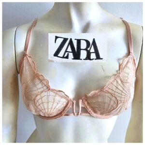 Zara Bra 32DD Peach DemiCup Lace Lingerie Push Up Brazier Underwire Intimate Top